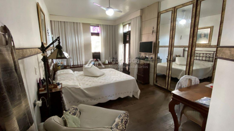 Imagem Casa com 4 Quartos à Venda, 450 m² em Papicu - Fortaleza Imagem Casa com 4 Quartos à Venda, 450 m² em Papicu - Fortaleza