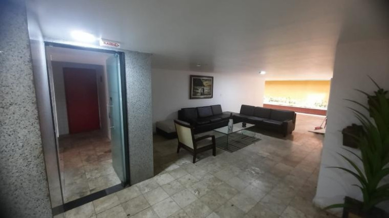 Imagem Apartamento com 4 Quartos à Venda, 120 m² em Candeias - Jaboatão Dos Guararapes Imagem Apartamento com 4 Quartos à Venda, 120 m² em Candeias - Jaboatão Dos Guararapes