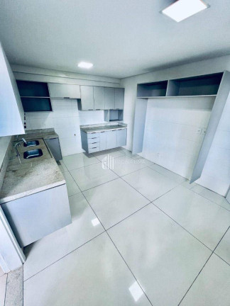 Imagem Apartamento com 3 Quartos à Venda, 216 m² em Jóquei - Teresina Imagem Apartamento com 3 Quartos à Venda, 216 m² em Jóquei - Teresina