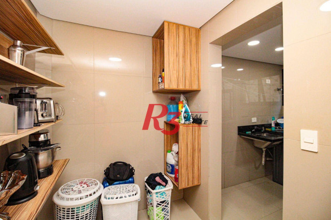 Imagem Apartamento com 3 Quartos à Venda, 140 m² em Gonzaga - Santos