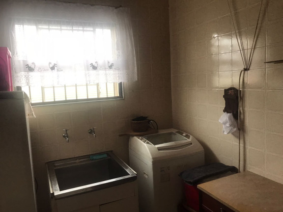 Imagem Casa com 6 Quartos à Venda, 270 m² em Martim De Sá - Caraguatatuba
