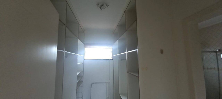 Imagem Casa com 3 Quartos para Alugar, em Ponta Negra - Manaus Imagem Casa com 3 Quartos para Alugar, em Ponta Negra - Manaus