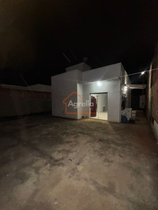 Imagem Casa com 2 Quartos à Venda, 200 m² em Santa Rita - Mogi Guaçu Imagem Casa com 2 Quartos à Venda, 200 m² em Santa Rita - Mogi Guaçu