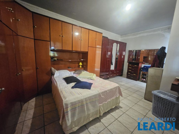 Imagem Sobrado com 3 Quartos à Venda, 270 m² em Parque Bandeirante - Santo André Imagem Sobrado com 3 Quartos à Venda, 270 m² em Parque Bandeirante - Santo André