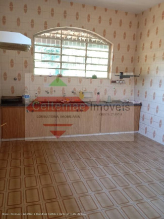 Imagem Chácara com 15 Quartos à Venda, 1.121 m² em Guedes - Tremembé Imagem Chácara com 15 Quartos à Venda, 1.121 m² em Guedes - Tremembé