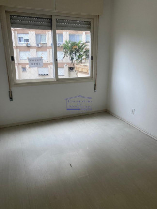 Imagem Imóvel com 3 Quartos à Venda, 84 m² em Vila Assunção - Porto Alegre Imagem Imóvel com 3 Quartos à Venda, 84 m² em Vila Assunção - Porto Alegre