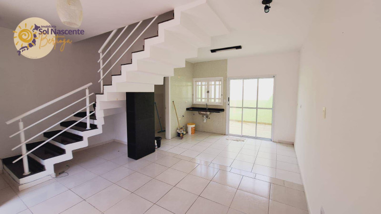Imagem Casa de Vila com 2 Quartos para Alugar, 70 m² em Maitinga - Bertioga Imagem Casa de Vila com 2 Quartos para Alugar, 70 m² em Maitinga - Bertioga