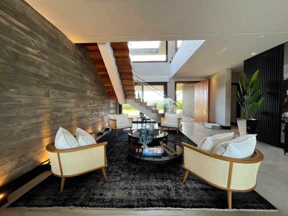 Imagem Casa com 4 Quartos à Venda, em Xangri-lá Imagem Casa com 4 Quartos à Venda, em Xangri-lá