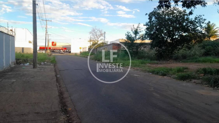 Imagem Terreno à Venda, 180 m² em Independência - Aparecida De Goiânia Imagem Terreno à Venda, 180 m² em Independência - Aparecida De Goiânia