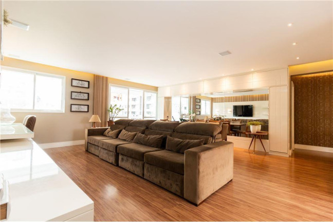 Imagem Apartamento com 3 Quartos à Venda, 122 m² em Ahú - Curitiba