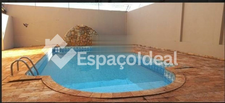 Imagem Casa com 3 Quartos à Venda, 225 m² em Jardim Itamaraty - Lençóis Paulista Imagem Casa com 3 Quartos à Venda, 225 m² em Jardim Itamaraty - Lençóis Paulista