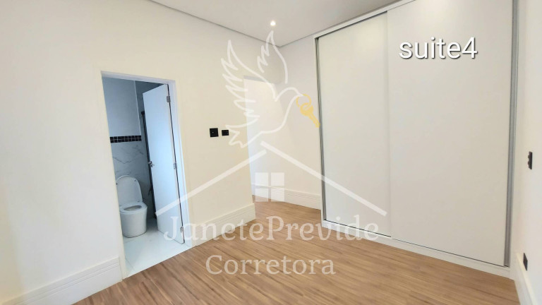 Imagem Casa de Condomínio com 4 Quartos à Venda, 200 m² em Alphaville - Santana De Parnaíba Imagem Casa de Condomínio com 4 Quartos à Venda, 200 m² em Alphaville - Santana De Parnaíba