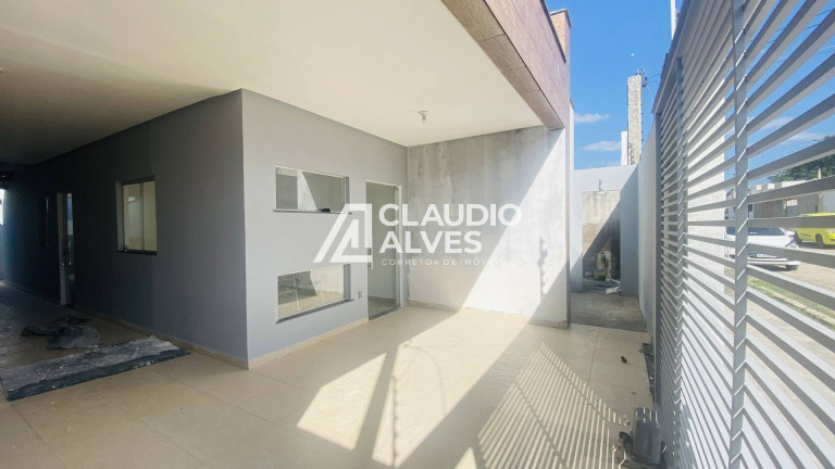 Imagem Casa com 5 Quartos à Venda, 300 m² em Conceição - Feira De Santana Imagem Casa com 5 Quartos à Venda, 300 m² em Conceição - Feira De Santana