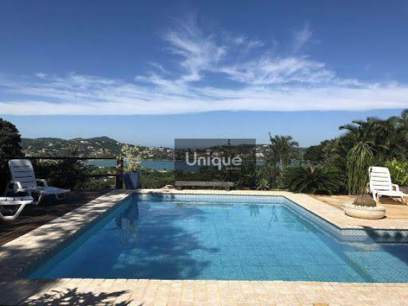 Imagem Casa com 4 Quartos à Venda, 230 m² em Ferradura - Armação Dos Búzios Imagem Casa com 4 Quartos à Venda, 230 m² em Ferradura - Armação Dos Búzios