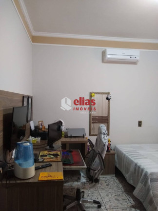Imagem Casa com 2 Quartos à Venda, 120 m² em Vila Lemos - Bauru Imagem Casa com 2 Quartos à Venda, 120 m² em Vila Lemos - Bauru