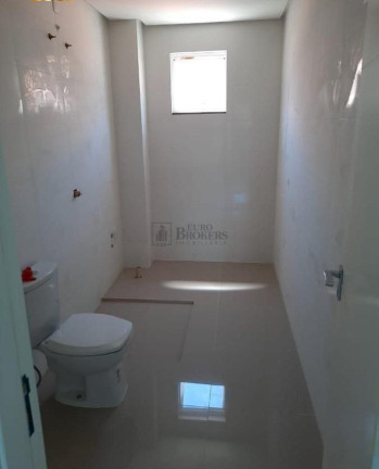 Imagem Sobrado com 3 Quartos à Venda, 155 m² em Centro - Balneário Camboriú Imagem Sobrado com 3 Quartos à Venda, 155 m² em Centro - Balneário Camboriú