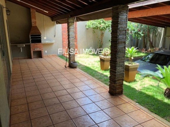 Casa com 4 Quartos à Venda, 312 m² em Parque Dos Lagos - Ribeirão Preto