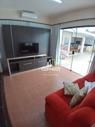Imagem Casa com 5 Quartos para Alugar, 415 m² em Fazenda - Itajaí