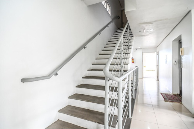 Imagem Imóvel com 2 Quartos à Venda, 61 m² em Teresópolis - Porto Alegre Imagem Imóvel com 2 Quartos à Venda, 61 m² em Teresópolis - Porto Alegre