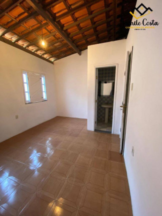 Imagem Casa com 3 Quartos à Venda, 90 m² em Capuchinhos - Feira De Santana Imagem Casa com 3 Quartos à Venda, 90 m² em Capuchinhos - Feira De Santana
