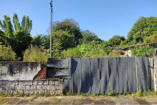 Imagem Terreno à Venda, 300 m² em Jardim Itu - Porto Alegre Imagem Terreno à Venda, 300 m² em Jardim Itu - Porto Alegre