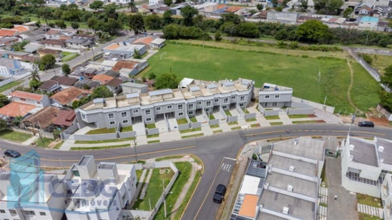 Imagem Casa com 3 Quartos à Venda, 102 m² em Uberaba - Curitiba Imagem Casa com 3 Quartos à Venda, 102 m² em Uberaba - Curitiba