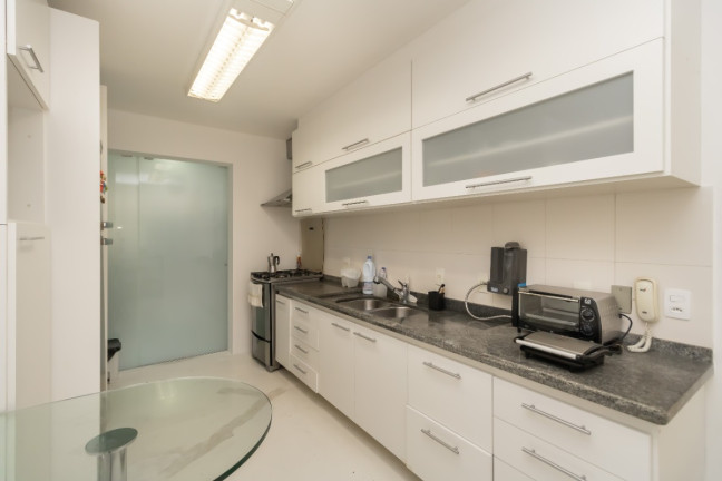 Imagem Apartamento com 3 Quartos à Venda, 126 m² em Vila Uberabinha - São Paulo