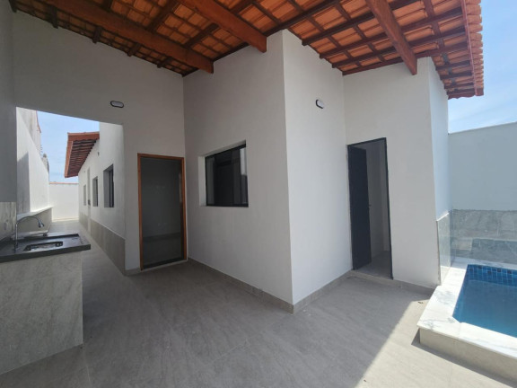 Casa com 3 Quartos à Venda, 150 m² em Bopiranga - Itanhaém