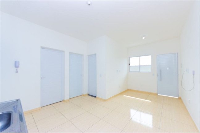 Imagem Imóvel com 2 Quartos à Venda,  em Vila Ré - São Paulo