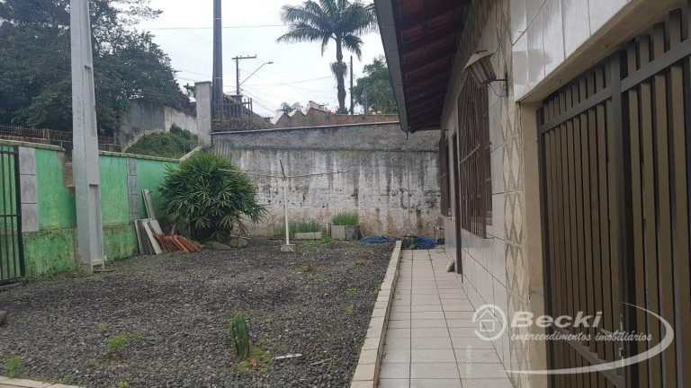 Imagem Casa com 3 Quartos à Venda, 177 m² em São Marcos - Joinville