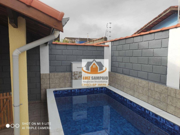 Imagem Casa com 2 Quartos à Venda, 60 m² em Nova Itanhaém - Interior - Itanhaém Imagem Casa com 2 Quartos à Venda, 60 m² em Nova Itanhaém - Interior - Itanhaém