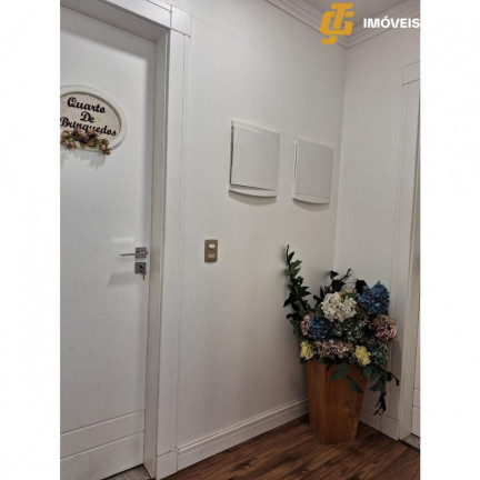Imagem Casa com 5 Quartos à Venda, 518 m² em Centro - Camboriú Imagem Casa com 5 Quartos à Venda, 518 m² em Centro - Camboriú