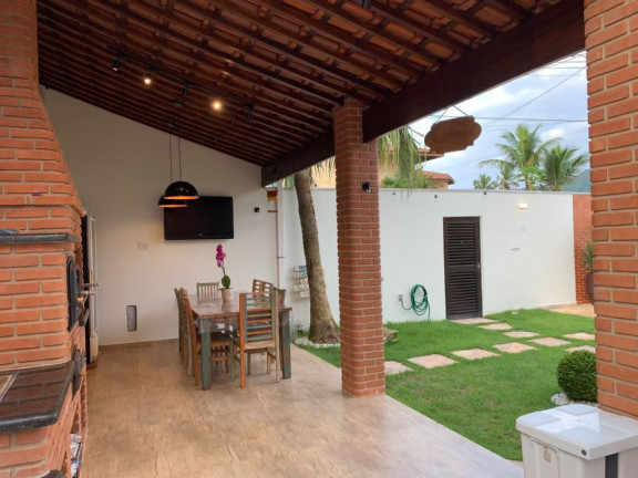 Imagem Casa com 3 Quartos à Venda, 220 m² em Balneário Flórida - Praia Grande Imagem Casa com 3 Quartos à Venda, 220 m² em Balneário Flórida - Praia Grande