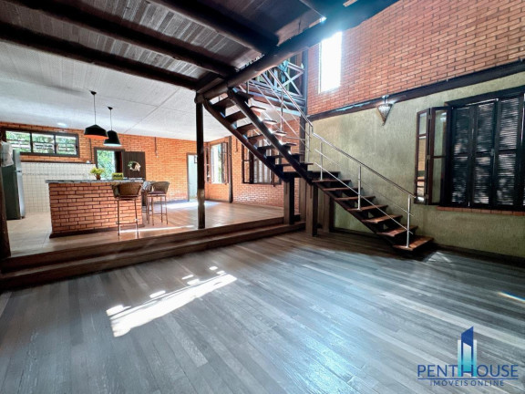 Imagem Casa com 3 Quartos à Venda, 330 m² em Praia Do Estaleiro - Balneário Camboriú
