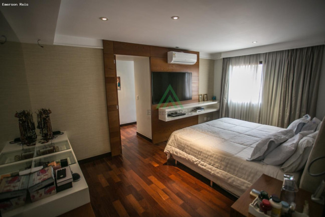 Imagem Casa com 3 Quartos à Venda, 290 m² em Aclimação - São Paulo