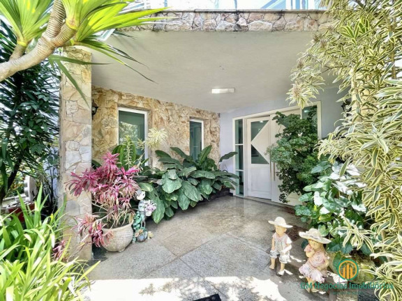 Imagem Casa de Condomínio com 6 Quartos à Venda, 1 m² em Golf Gardens - Carapicuíba