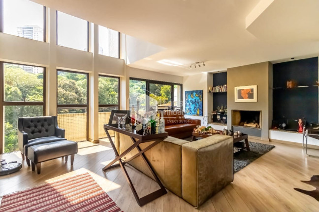 Imagem Imóvel com 3 Quartos à Venda, 245 m² em Vila Suzana - São Paulo Imagem Imóvel com 3 Quartos à Venda, 245 m² em Vila Suzana - São Paulo