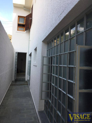 Imagem Casa com 3 Quartos à Venda, 235 m² em Centro - Jacareí Imagem Casa com 3 Quartos à Venda, 235 m² em Centro - Jacareí