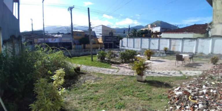 Imagem Imóvel com 3 Quartos à Venda, 316 m² em Campo Grande - Rio De Janeiro Imagem Imóvel com 3 Quartos à Venda, 316 m² em Campo Grande - Rio De Janeiro