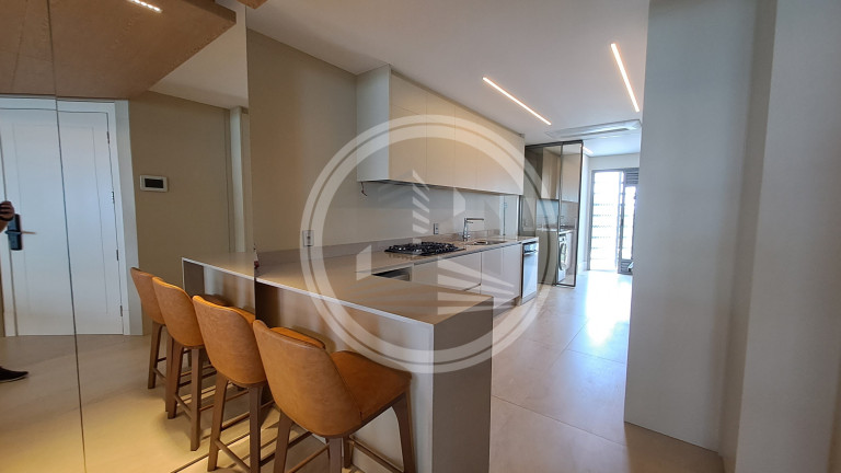 Imagem Apartamento com 4 Quartos à Venda, 230 m² em Centro - Balneário Camboriú Imagem Apartamento com 4 Quartos à Venda, 230 m² em Centro - Balneário Camboriú