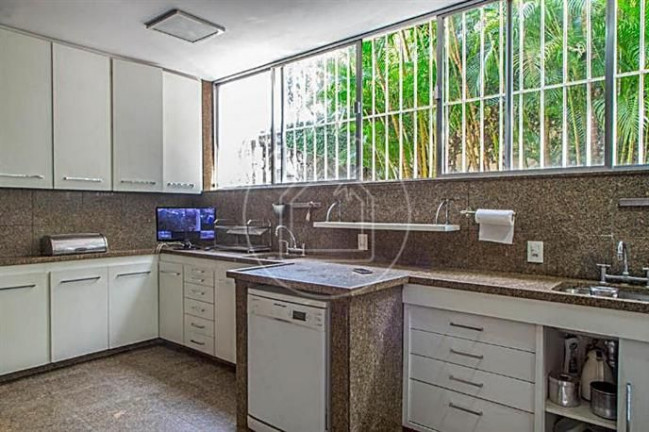 Imagem Casa com 6 Quartos à Venda, 1.667 m² em Laranjeiras - Rio De Janeiro