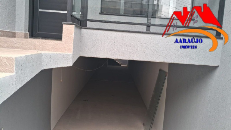 Imagem Casa com 3 Quartos à Venda, 214 m² em Jd Das Flores - Osasco Imagem Casa com 3 Quartos à Venda, 214 m² em Jd Das Flores - Osasco