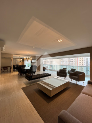 Imagem Apartamento com 3 Quartos à Venda, 235 m² em Alphaville - Barueri