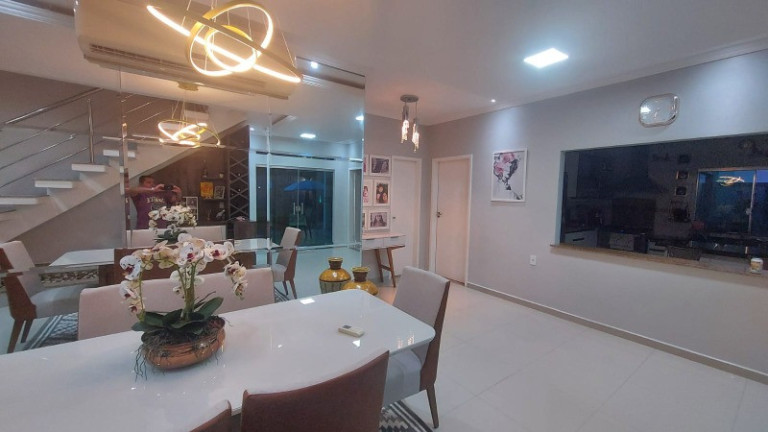 Imagem Casa com 4 Quartos à Venda, 350 m² em Ponta Negra - Manaus Imagem Casa com 4 Quartos à Venda, 350 m² em Ponta Negra - Manaus
