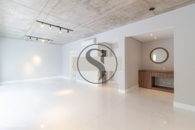 Imagem Apartamento com 3 Quartos à Venda, 151 m² em Itaim Bibi - São Paulo