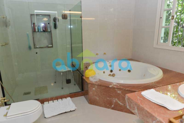 Imagem Casa com 4 Quartos à Venda, 750 m² em Cosme Velho - Rio De Janeiro