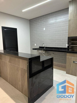 Imagem Casa com 3 Quartos à Venda, 148 m² em Jardim Imperial - Cuiabá Imagem Casa com 3 Quartos à Venda, 148 m² em Jardim Imperial - Cuiabá