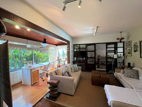 Imagem Casa com 5 Quartos à Venda, 2 m² em Chácara Granja Velha - Carapicuíba Imagem Casa com 5 Quartos à Venda, 2 m² em Chácara Granja Velha - Carapicuíba