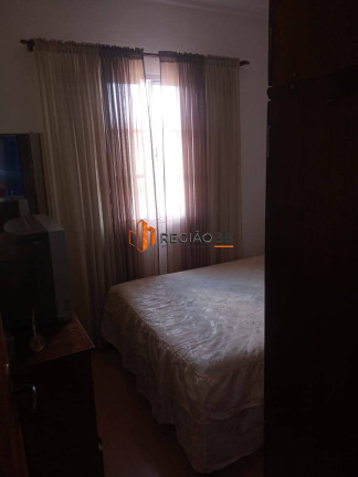 Imagem Casa com 3 Quartos à Venda, 173 m² em Conjunto Habitacional Pedro Afonso Junqueira - Poços De Caldas Imagem Casa com 3 Quartos à Venda, 173 m² em Conjunto Habitacional Pedro Afonso Junqueira - Poços De Caldas