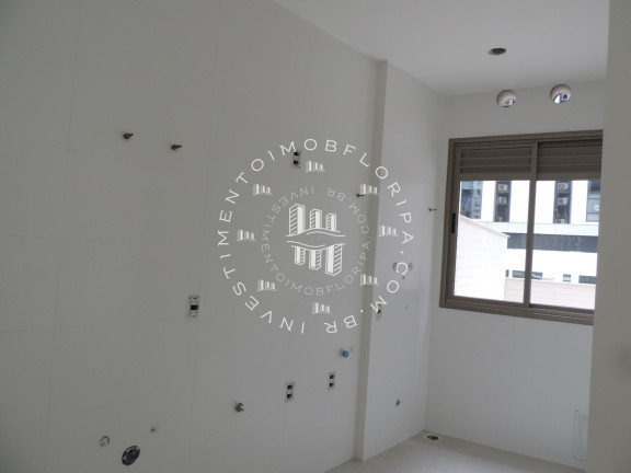 Imagem Apartamento com 1 Quarto à Venda, 83 m² em Centro - Florianópolis Imagem Apartamento com 1 Quarto à Venda, 83 m² em Centro - Florianópolis